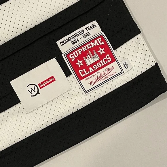 Supreme x WTAPS.